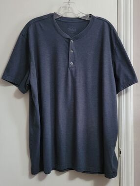 Fresh Clean Tees navy short-sleeved henley